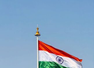 स्वतन्त्रता का आन्दोलन, लोकतन्त्र का आन्दोलन था – डॉ राजेंद्र रंजन चतुर्वेदी IndiaAt79