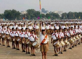 फासिज्म यानी अन्य का दिमाग़ निगलने का सिस्टम RSS