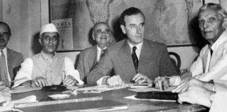 आखिर क्यों बने लॉर्ड माउंटबेटन स्वतंत्र भारत के पहले गवर्नर-जनरल? Lord Mountbatten