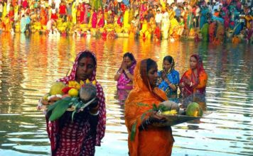 छठ और चुनावी समर में बिहार- दो उत्सव साथ Chhath and Bihar in the election season