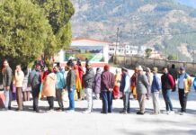 क्या भारतीय मतदाता लाभार्थी बन चुका है? – परिचय दास Indian Voter