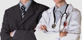 महात्मा गांधी की दृष्टि और वकील और डॉक्टर – डॉ योगेन्द्र lawyer and doctor