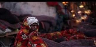 जीने की कला में छेद – डॉ योगेन्द्र A flaw in the art of living