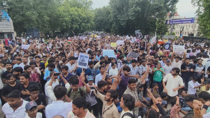 Cockroach Movement; Awakened citizens and confused political party workers Cockroach Movement; Awakened citizens and confused political party workers