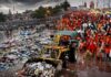 संकट बढ़ाता कचरा – राजकुमार सिन्हा Waste Aggravating the Crisis