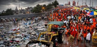 संकट बढ़ाता कचरा – राजकुमार सिन्हा Waste Aggravating the Crisis